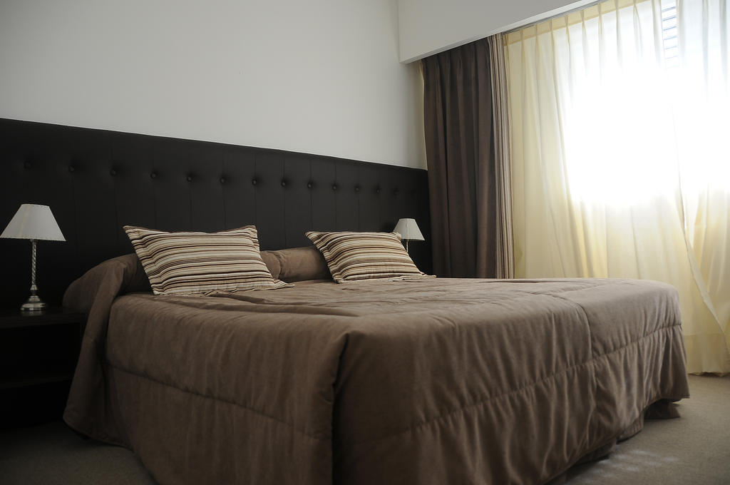 Hotel Embajador Gualeguaychú Pokoj fotografie