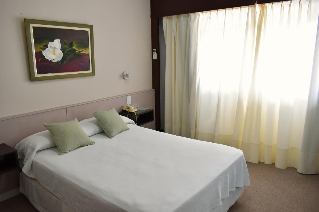 Hotel Embajador Gualeguaychú Exteriér fotografie