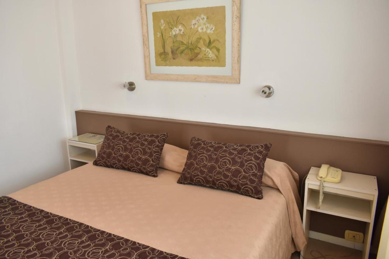 Hotel Embajador Gualeguaychú Exteriér fotografie
