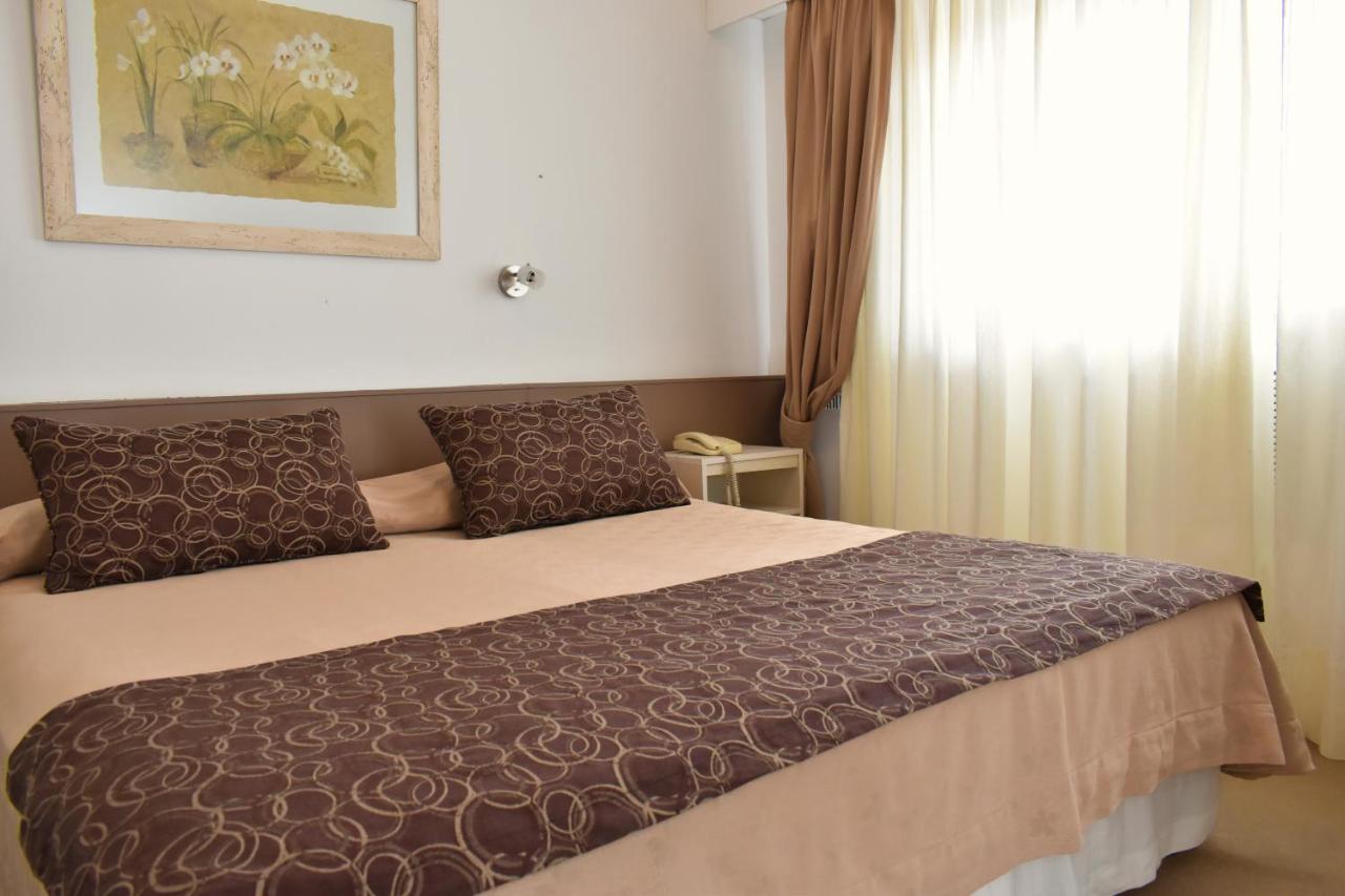Hotel Embajador Gualeguaychú Exteriér fotografie